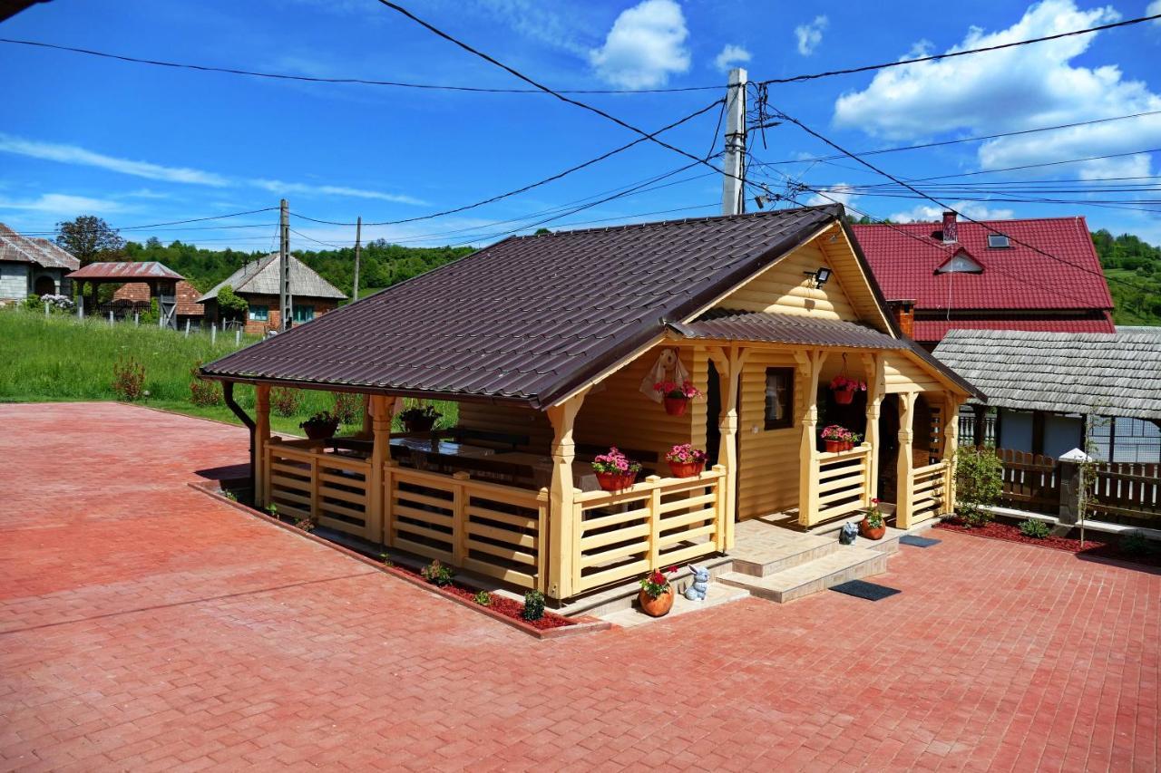 Pensiunea Inima Maramuresului Breb Exterior foto